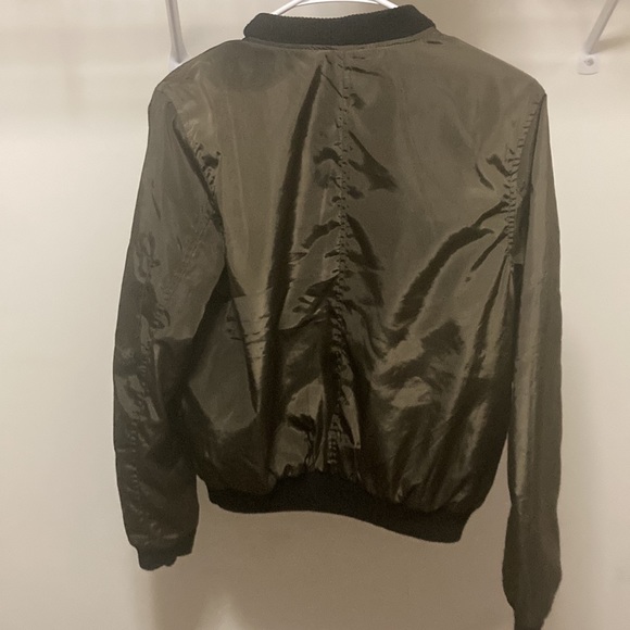 Olive green bomber jacket - Picture 5 of 8